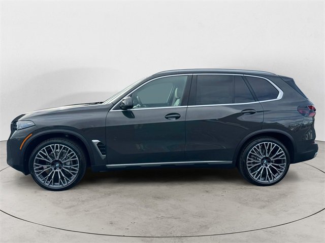 New 2026 BMW X5 xDrive40i w/ Executive Package image 4
