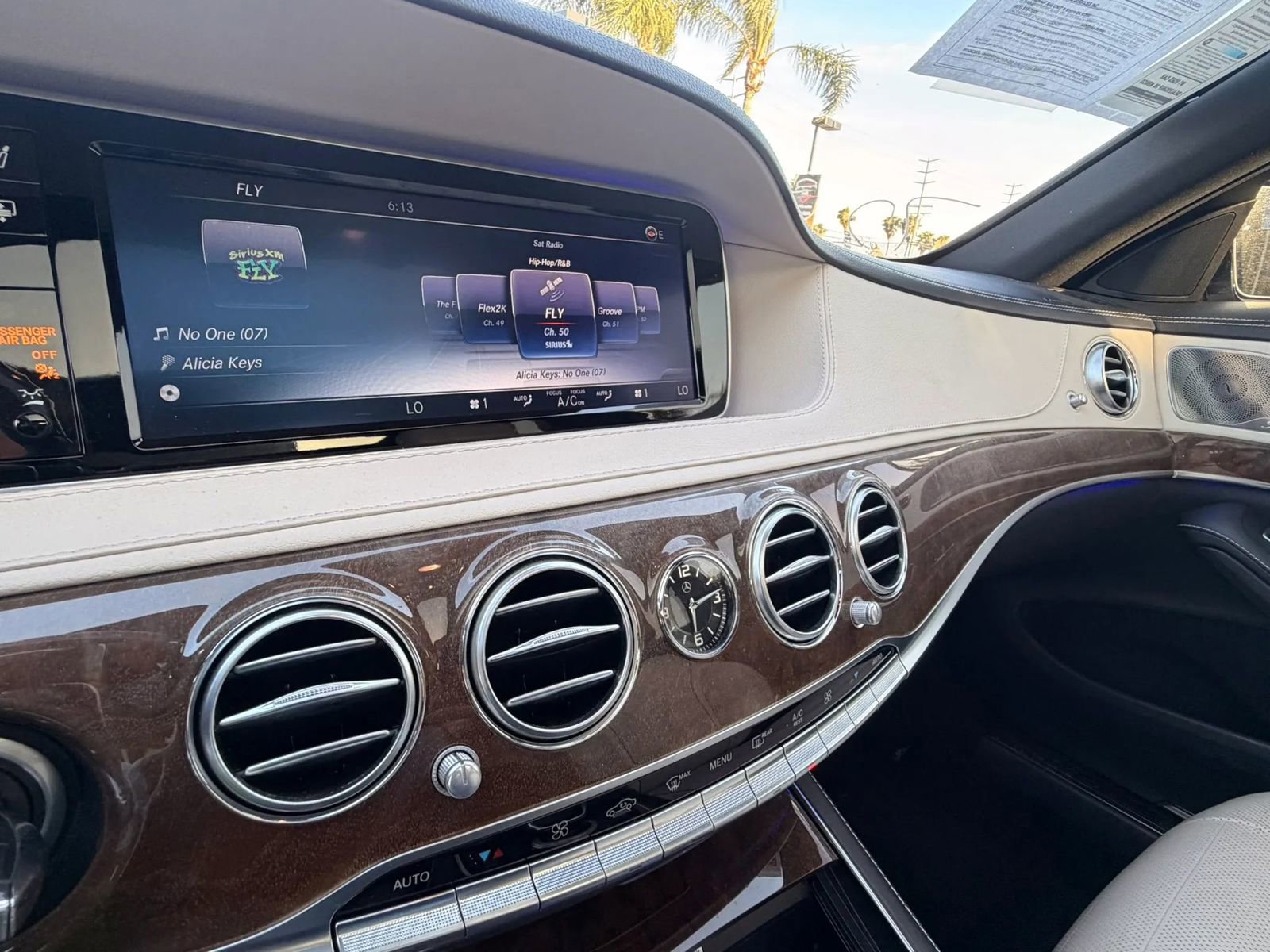 Used 2015 Mercedes-Benz S 550 Sedan image 20