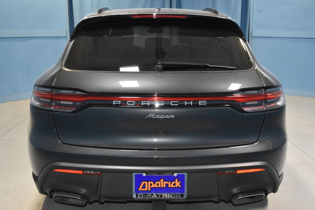 Certified 2025 Porsche Macan image 29