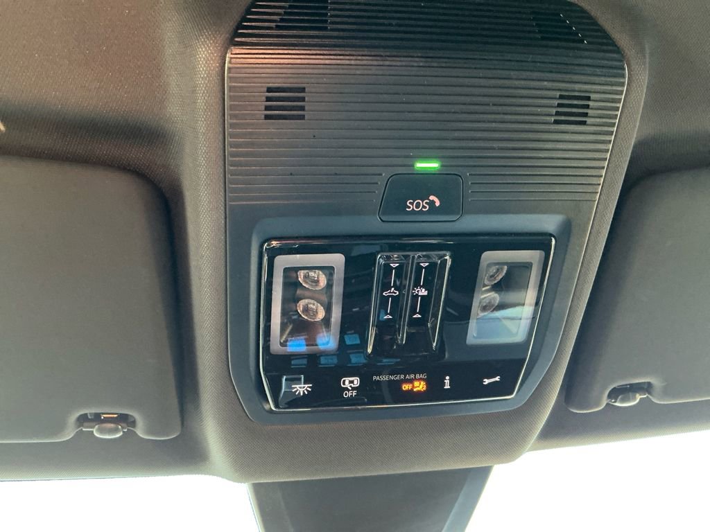 New 2025 Volkswagen Atlas Cross Sport SEL image 22