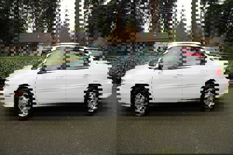 Used 2004 Chevrolet Malibu Classic image 12