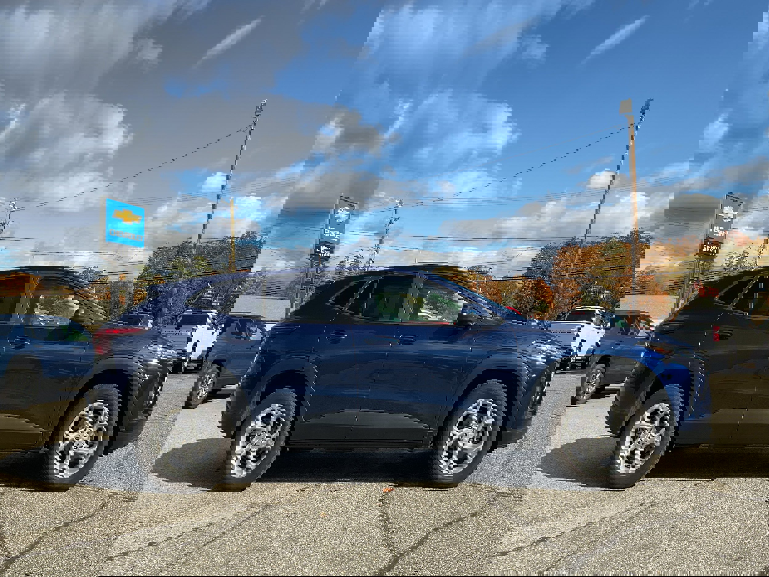 Used 2024 Chevrolet Trax LS w/ LS Convenience Package image 5