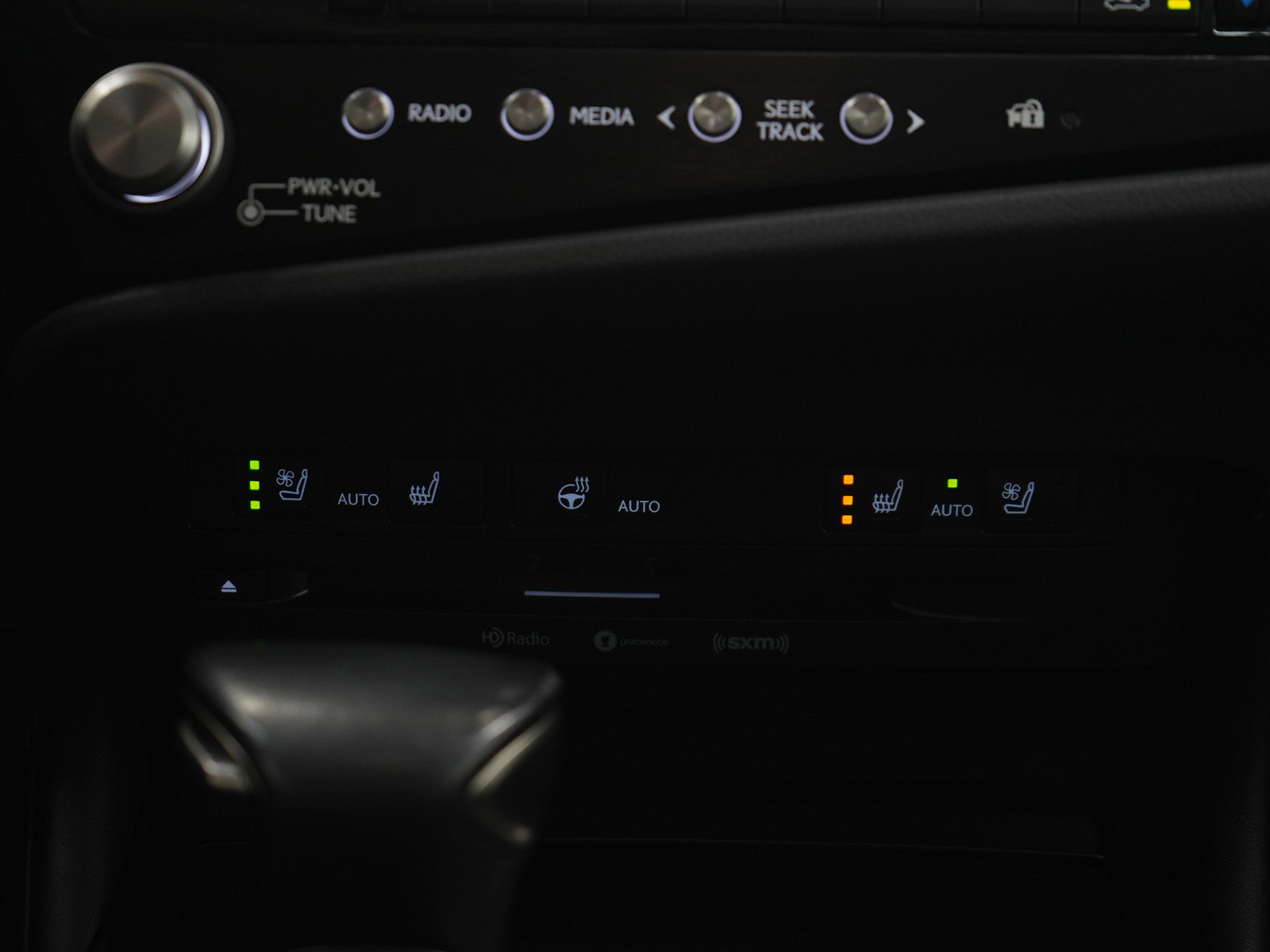 Used 2022 Lexus ES 250 w/ Premium Package AWD/4WD image 17