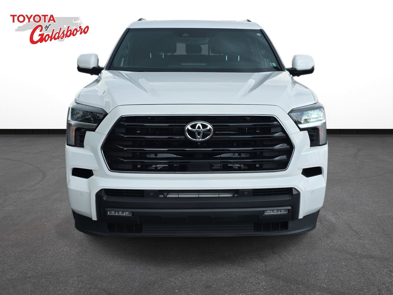 Used 2026 Toyota Sequoia SR5 w/ TRD Off-Road Package AWD/4WD image 2
