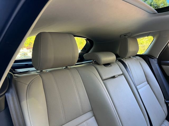 Used 2018 Land Rover Range Rover Velar S image 33