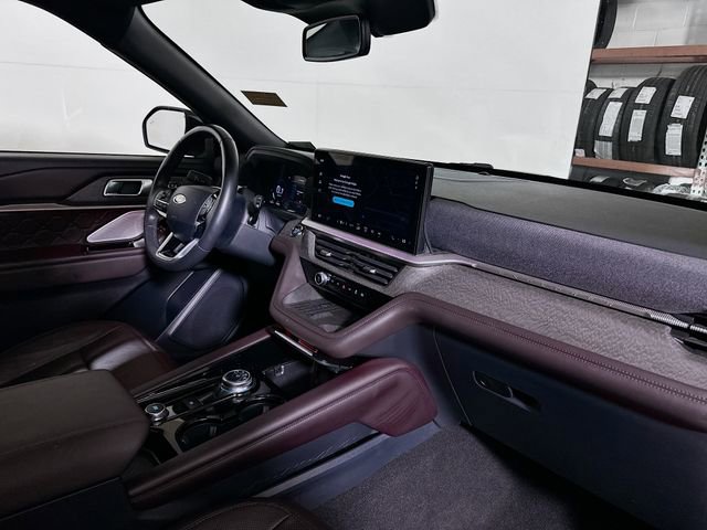 Used 2025 Ford Explorer Platinum w/ LUX Leather Package image 32