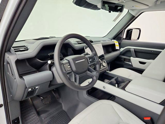 New 2026 Land Rover Defender 110 X-Dynamic SE AWD/4WD image 16