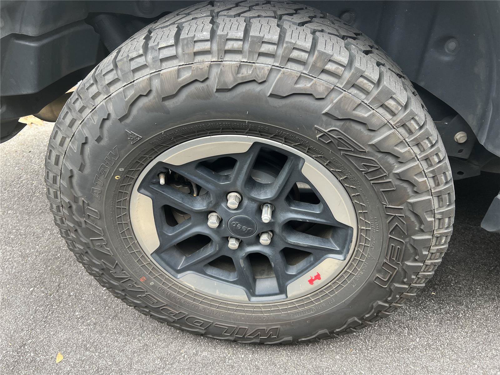 Used 2019 Jeep Wrangler Unlimited Rubicon AWD/4WD image 11