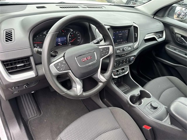 Used 2022 GMC Terrain SLE w/ Elevation Edition image 22