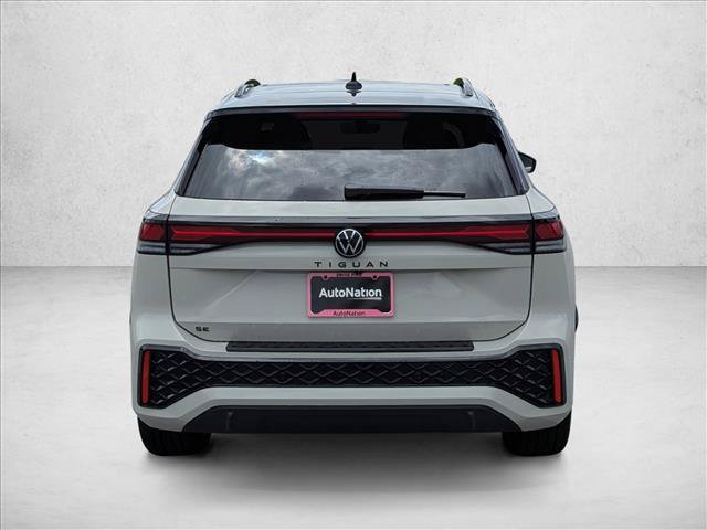 New 2026 Volkswagen Tiguan SE R-Line FWD image 6