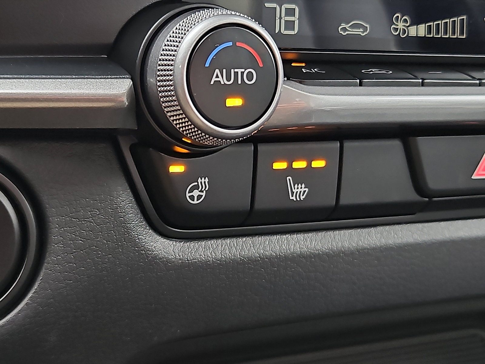 New 2026 MAZDA CX-30 Aire Edition image 18