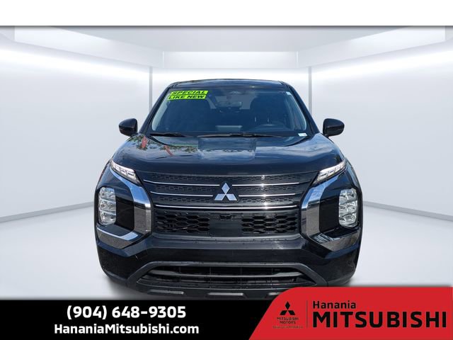 Used 2024 Mitsubishi Outlander ES image 8