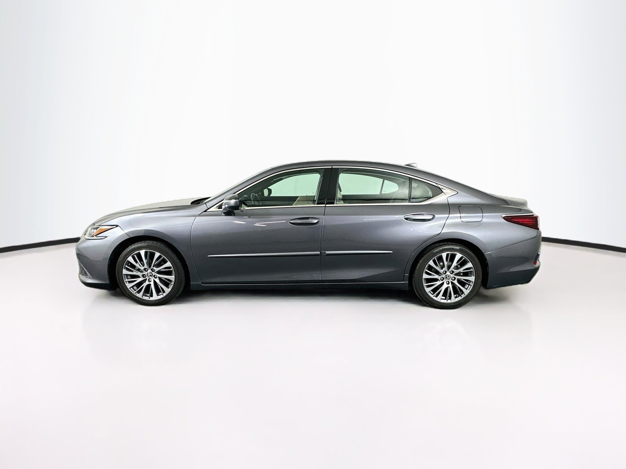 Used 2020 Lexus ES 350 w/ Premium Package FWD image 4