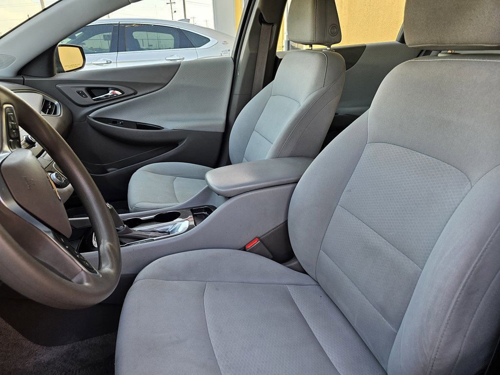 Used 2017 Chevrolet Malibu LS image 31