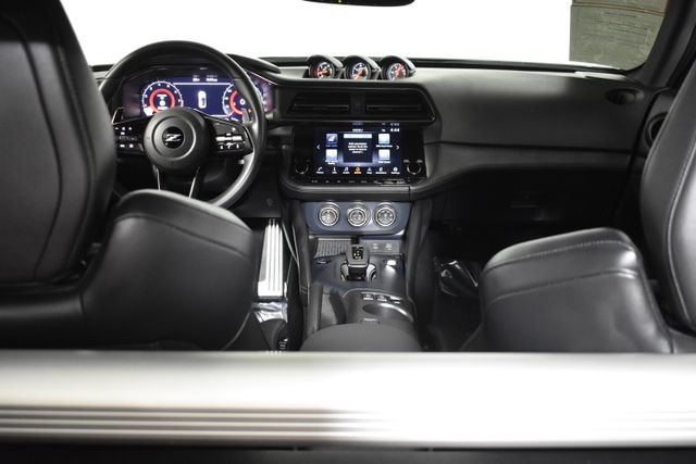 Certified 2024 Nissan Z Performance w/ Floor Mat Package RWD image 30