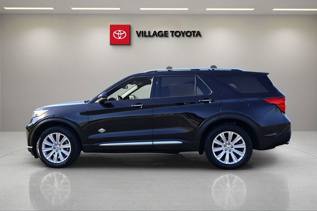 Used 2021 Ford Explorer King Ranch w/ Premium Technology Package image 2