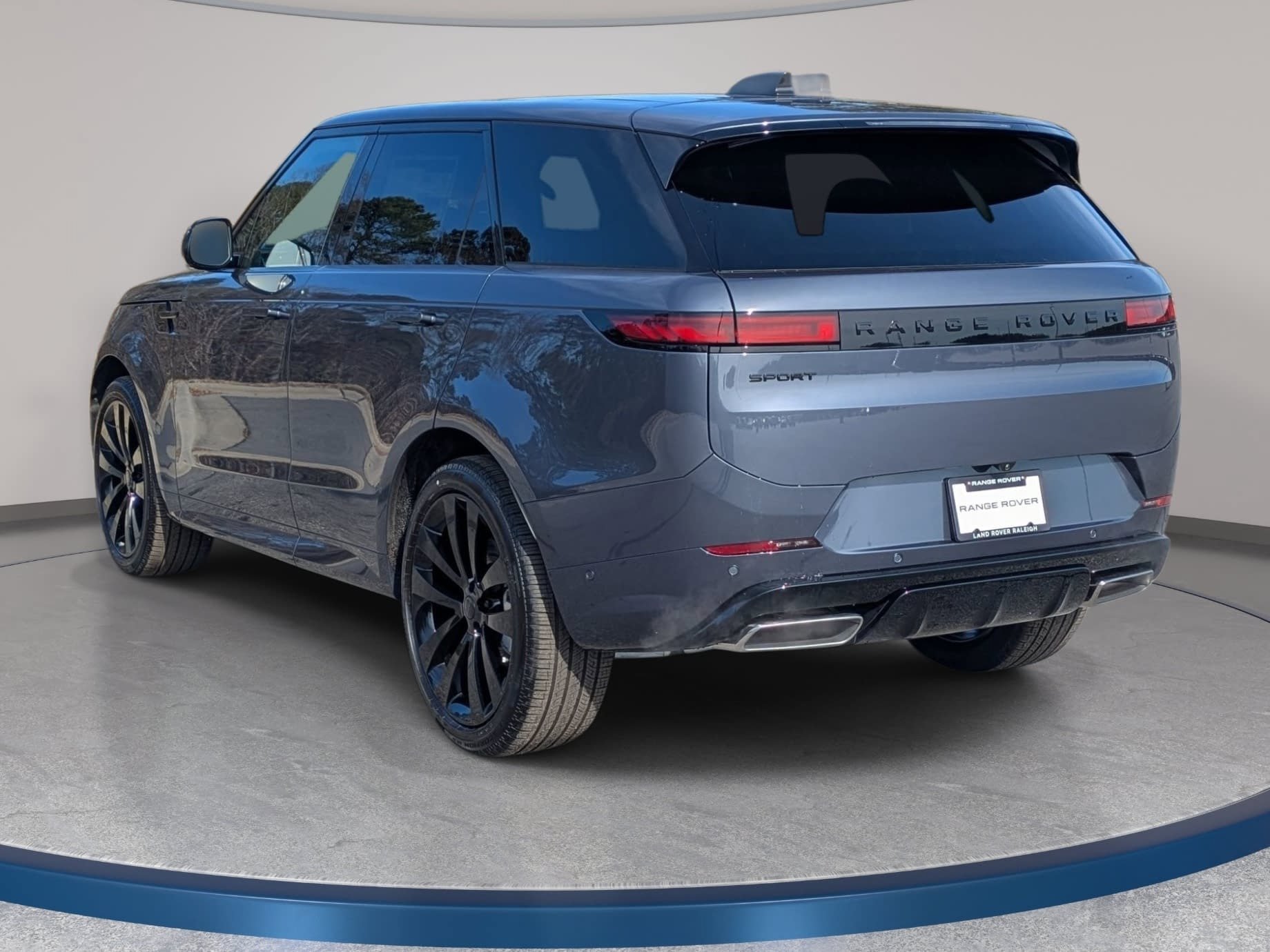 New 2026 Land Rover Range Rover Sport Dynamic SE AWD/4WD image 7