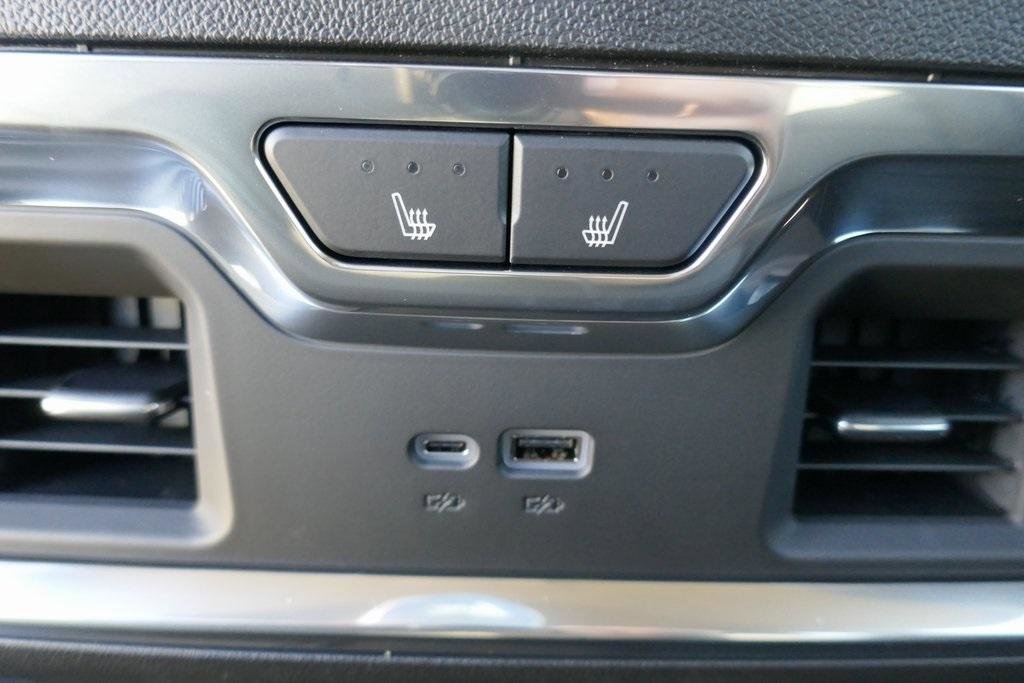 New 2026 Chevrolet Silverado 2500 LTZ w/ LTZ Plus Package image 17