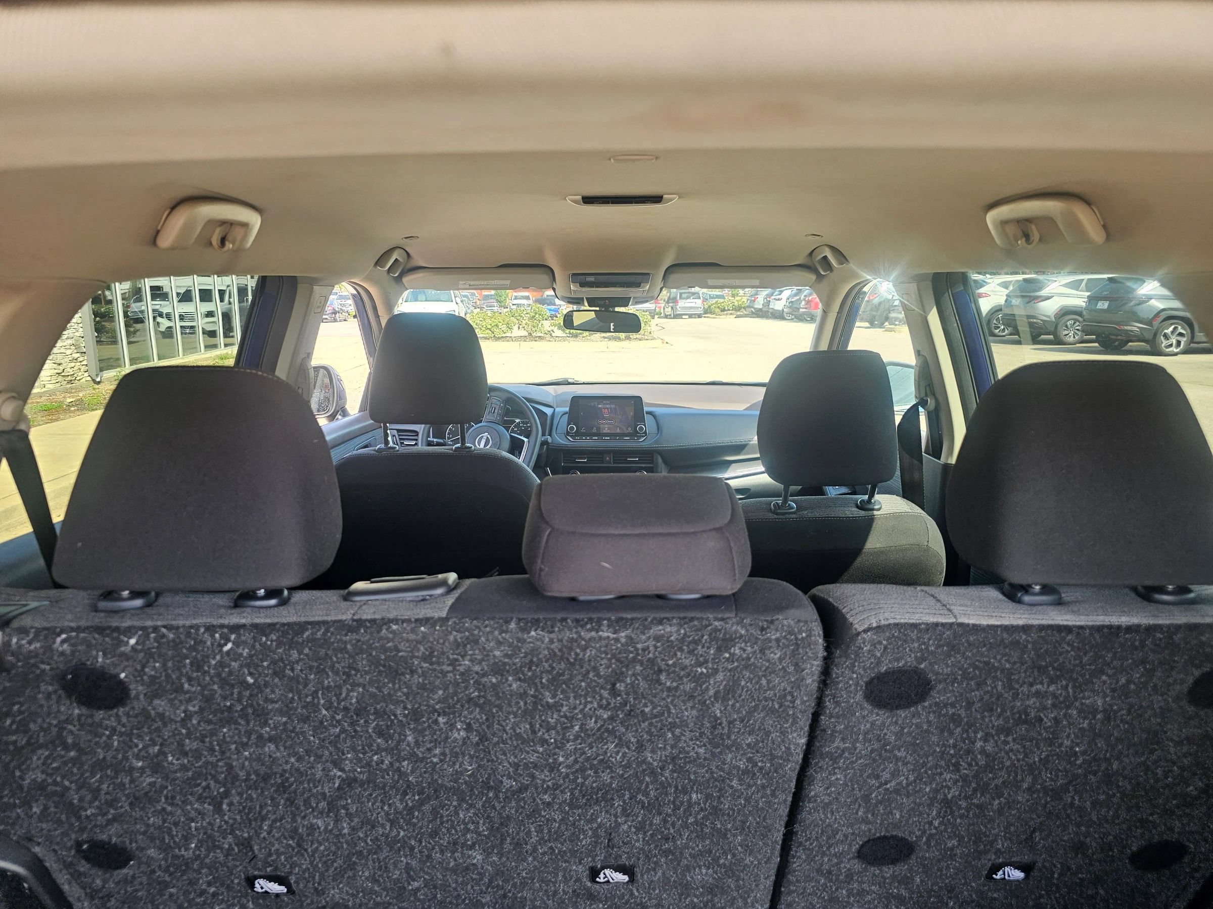 Used 2023 Nissan Rogue SV FWD image 11