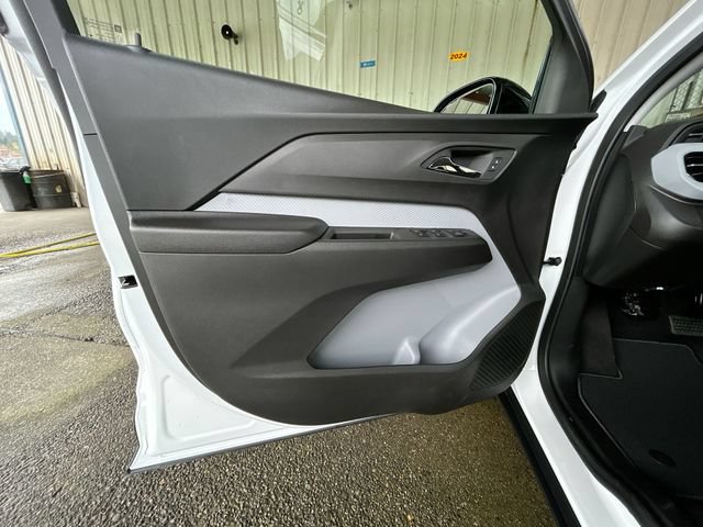 New 2027 Chevrolet Bolt LT w/ Comfort Package FWD image 20