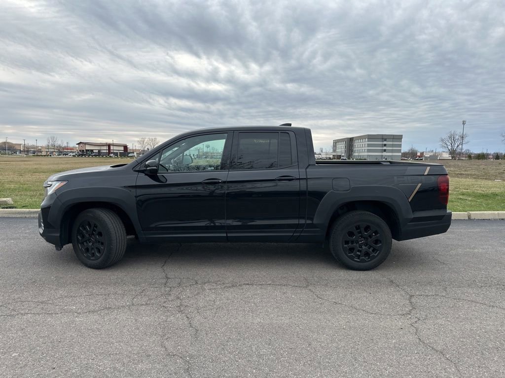 Used 2023 Honda Ridgeline Black Edition image 9
