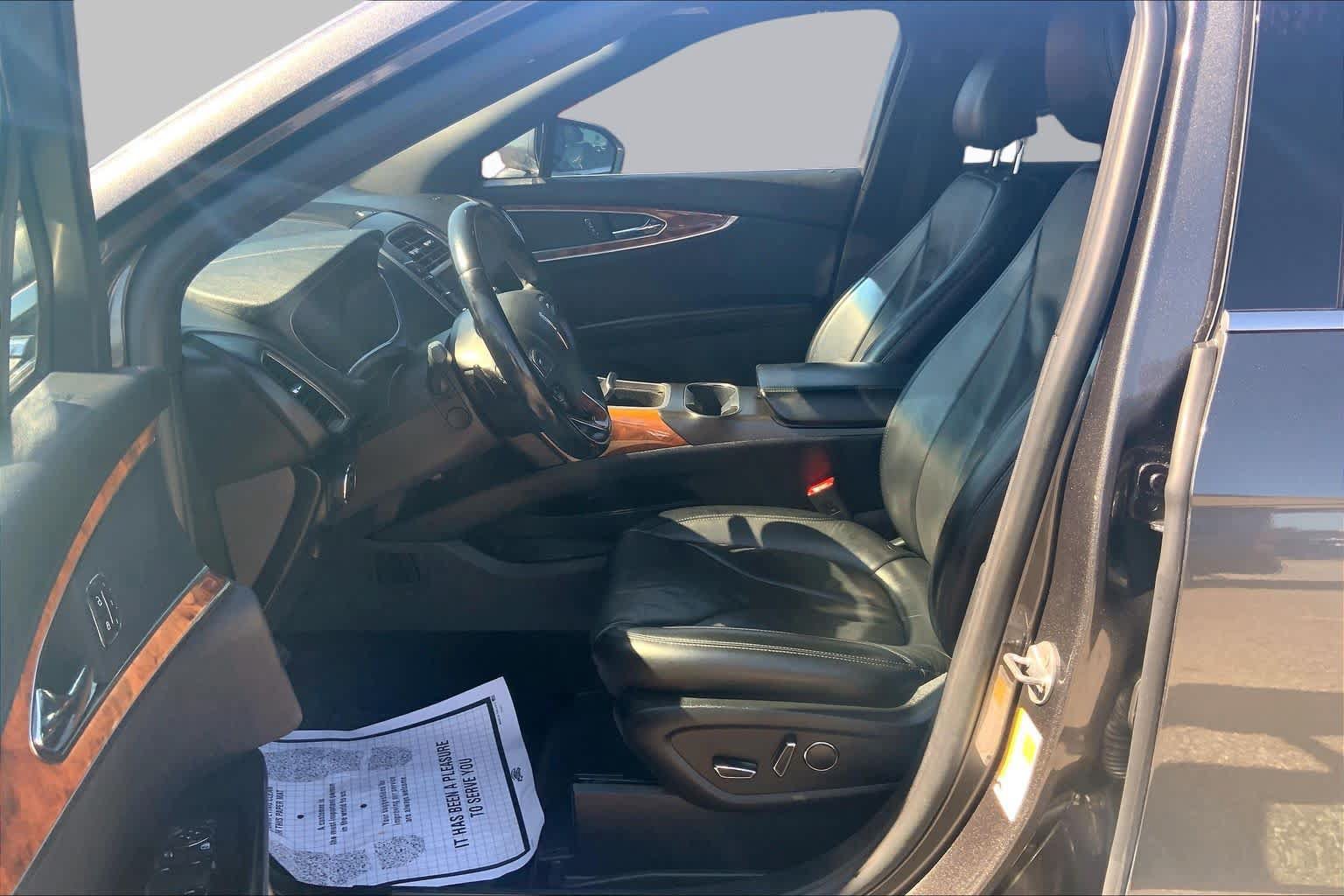 Used 2018 Lincoln MKX Reserve AWD/4WD image 8