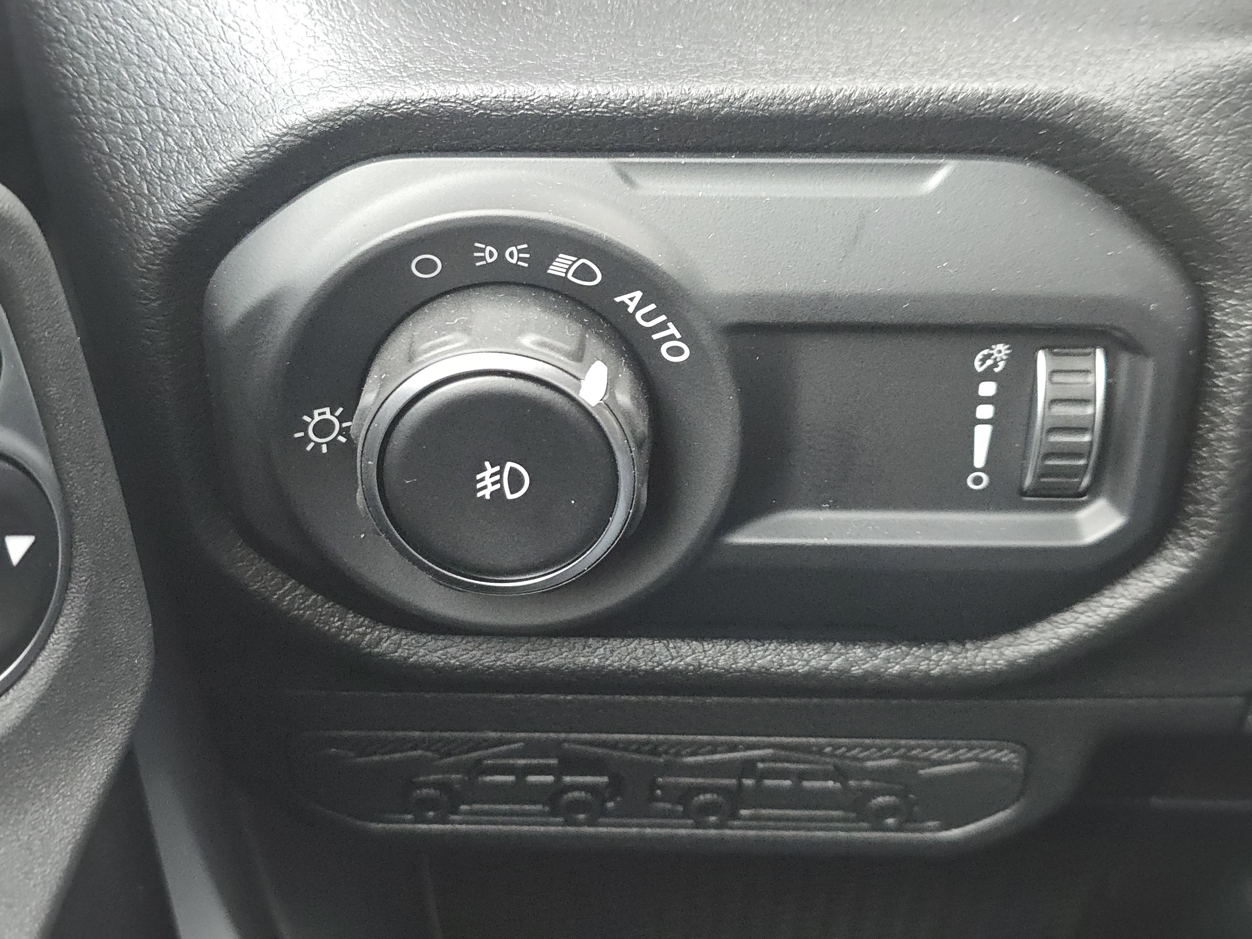 Used 2024 Jeep Wrangler Sport S image 28