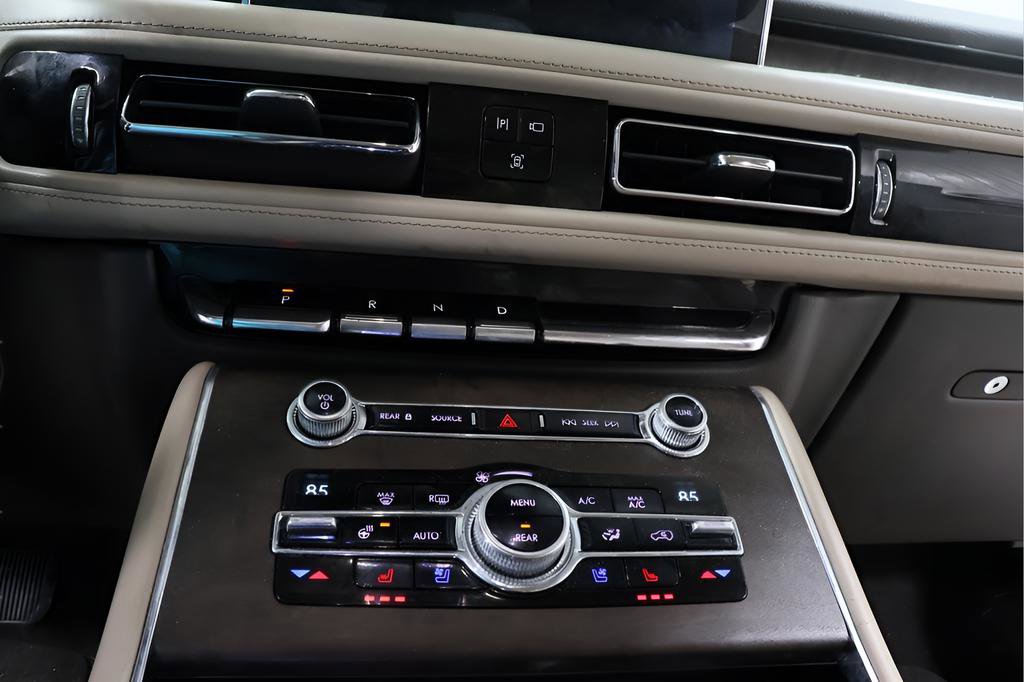 Used 2020 Lincoln Aviator Reserve w/ Elements Package Plus image 10