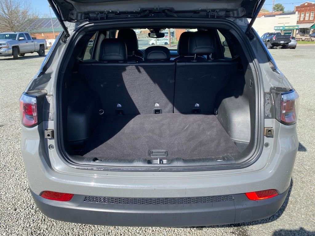 Used 2024 Jeep Compass Latitude image 19