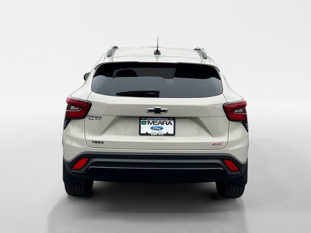 Used 2026 Chevrolet Trax RS w/ Sunroof Package image 5
