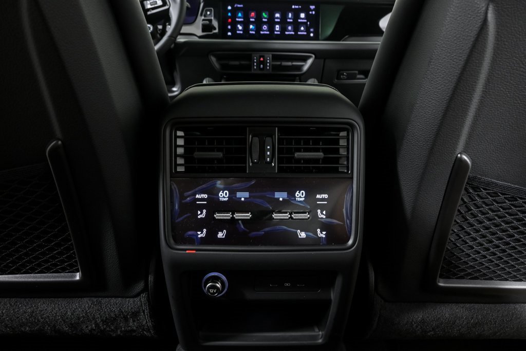 New 2025 Porsche Cayenne Coupe image 21