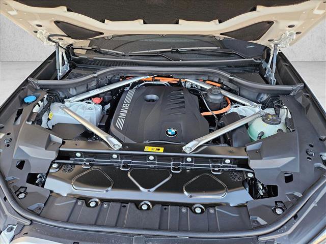 New 2026 BMW X5 xDrive50e AWD/4WD image 17