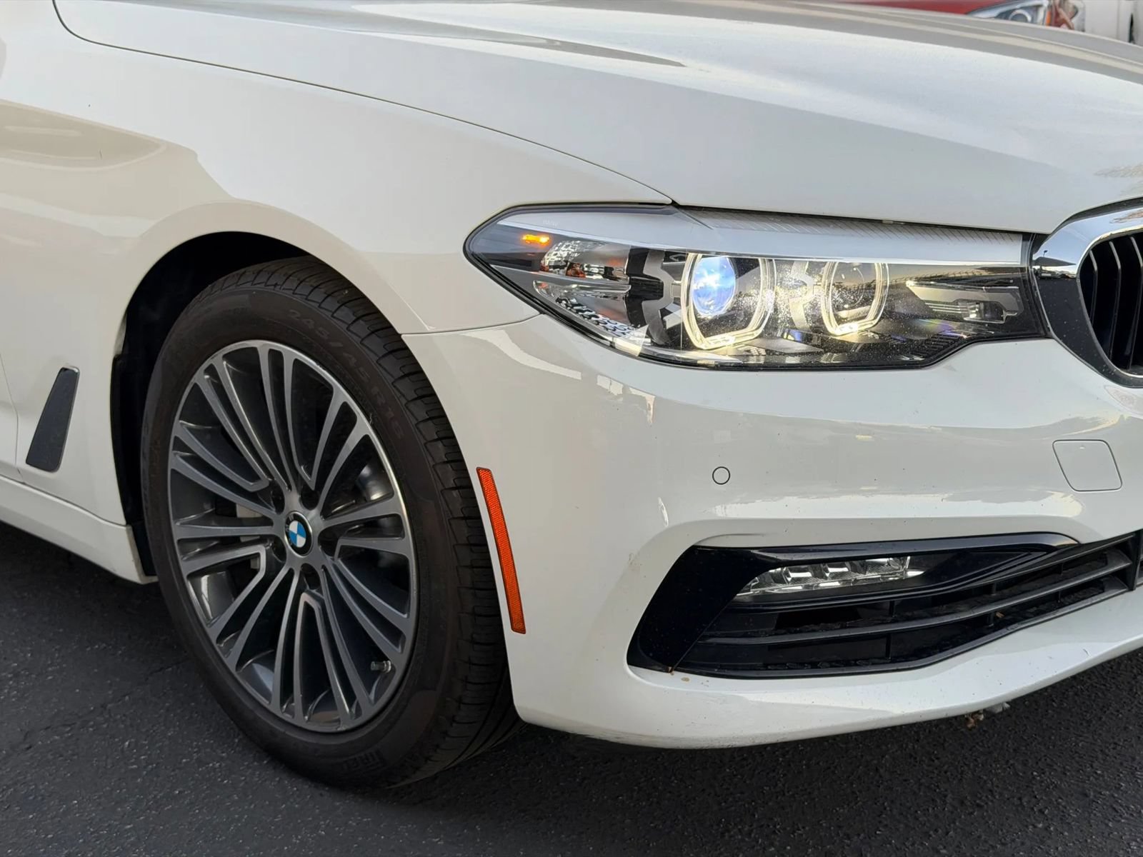 Used 2017 BMW 530i RWD image 13