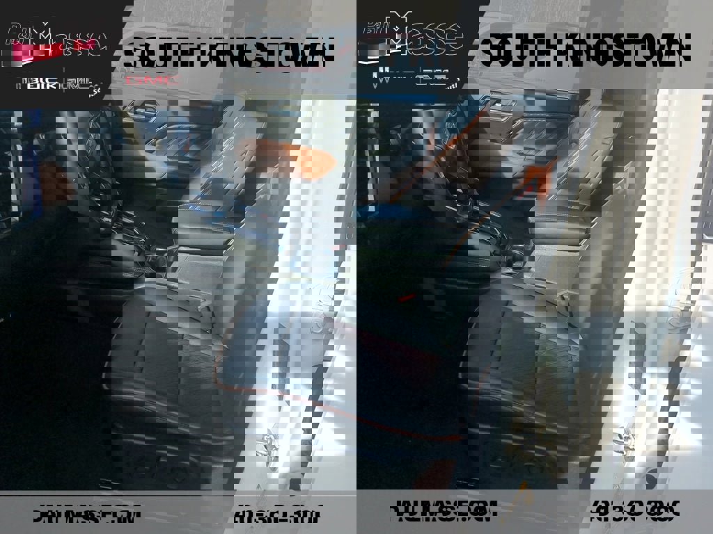 Certified 2023 GMC Canyon AT4 w/ AT4 Premium Package image 2