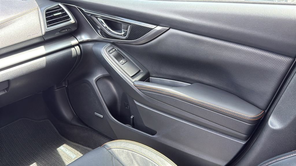 Used 2019 Subaru Crosstrek 2.0i Limited w/ Moonroof Package w/Navigation AWD/4WD image 29