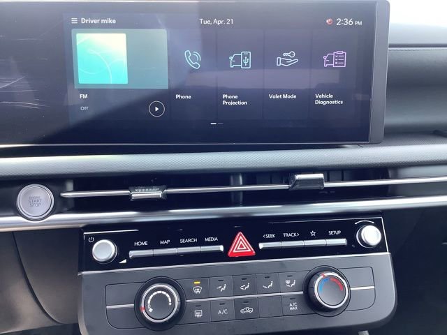 Certified 2025 Hyundai Santa Cruz SE FWD image 30