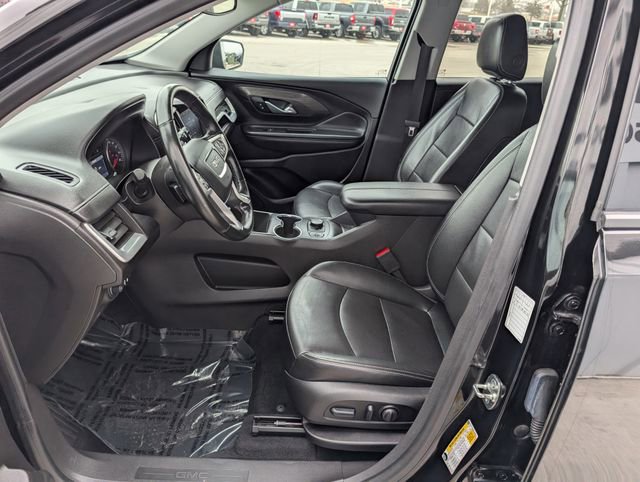 Used 2024 GMC Terrain SLT image 2