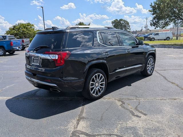 Used 2023 GMC Acadia Denali w/ Denali Ultimate Package FWD image 3