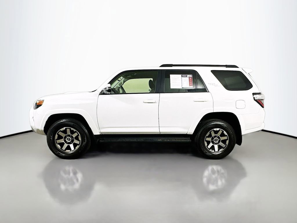 Used 2024 Toyota 4Runner TRD Off-Road Premium AWD/4WD image 5