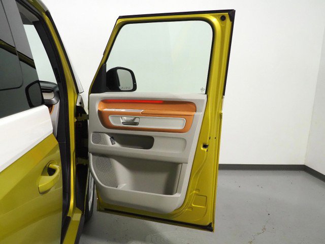 Used 2025 Volkswagen ID. Buzz 1st Edition image 59