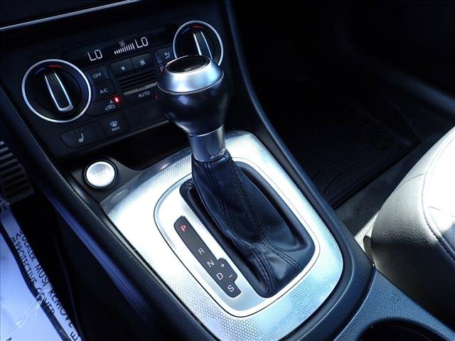 Used 2016 Audi Q3 2.0T Premium Plus w/ Technology Package FWD image 24