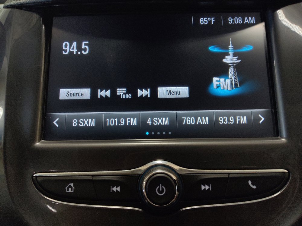 Used 2018 Chevrolet Cruze LT FWD image 25