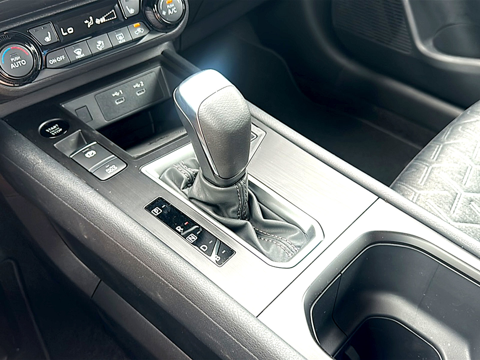 New 2026 Nissan Kicks SV w/ Cold Weather Package FWD image 24