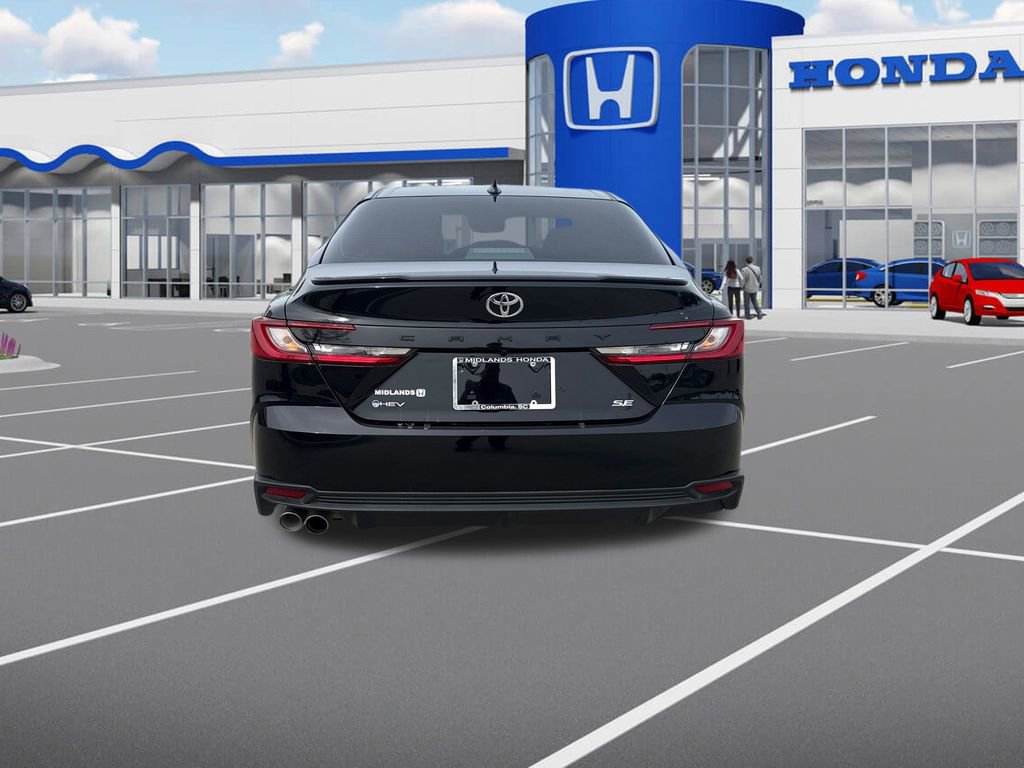Used 2025 Toyota Camry SE image 7