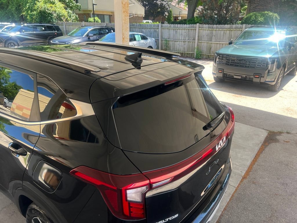 Certified 2025 Kia Seltos EX w/ EX Sunroof Package AWD/4WD image 39