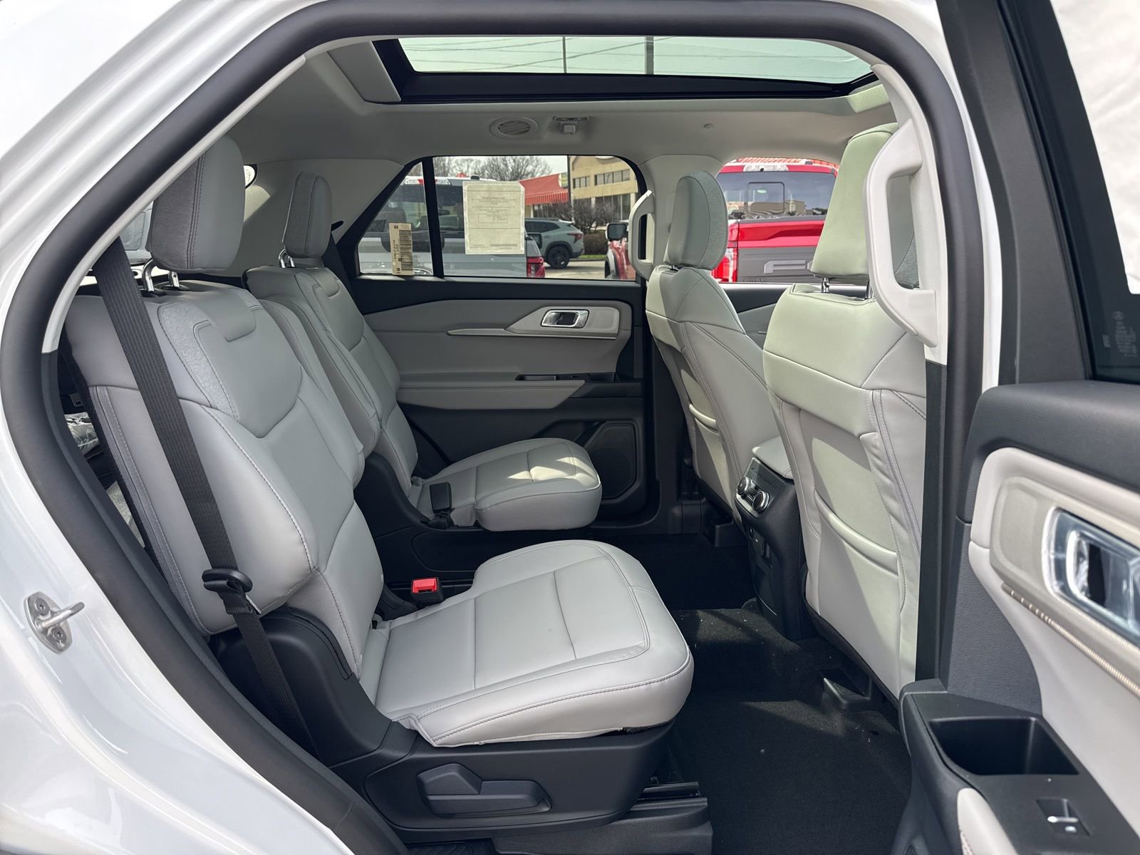 New 2026 Ford Explorer Active w/ Active Comfort Package image 11