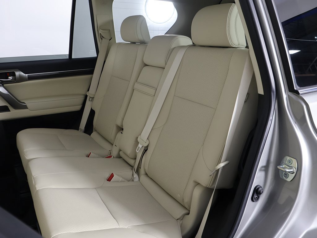 Used 2023 Lexus GX 460 Premium image 35