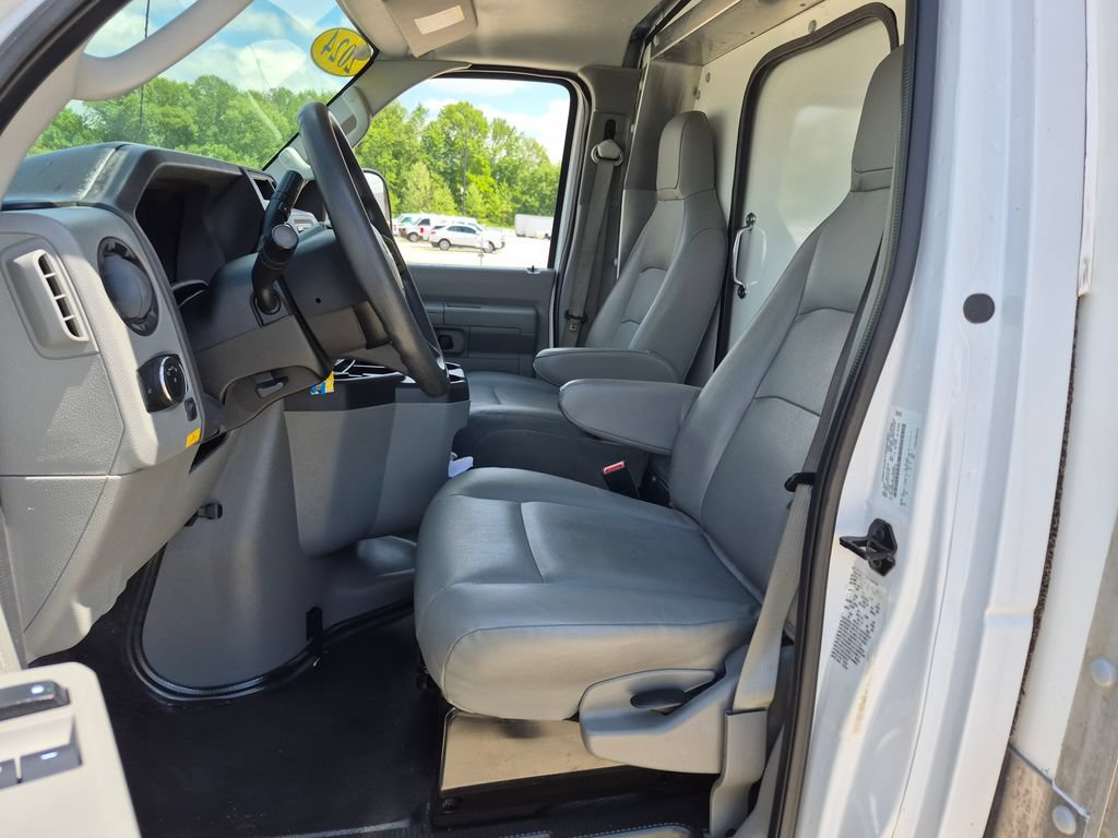 Used 2024 Ford E-350 and Econoline 350 Super Duty w/ Power Windows & Locks Group RWD image 9