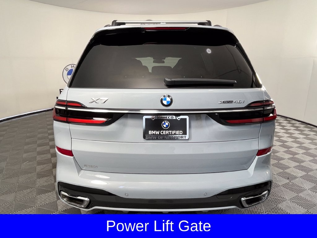 Used 2024 BMW X7 xDrive40i w/ M Sport Package AWD/4WD image 9