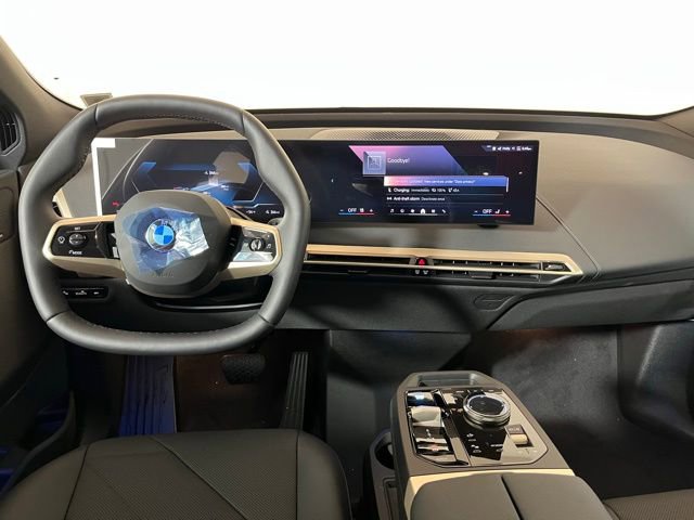 New 2026 BMW iX xDrive60 w/ Premium Package image 12